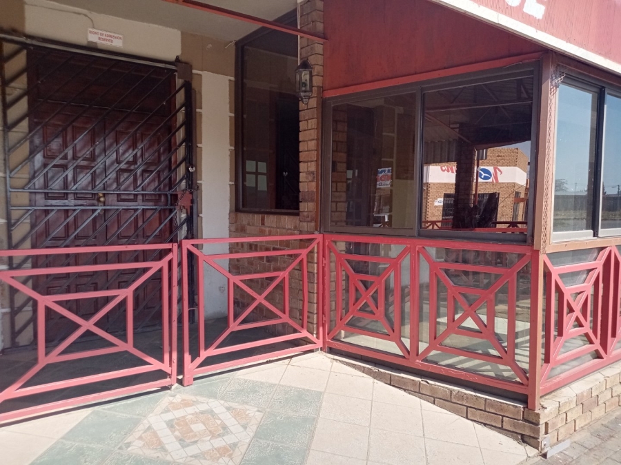 Commercial Property for Sale in Heidedal Free State